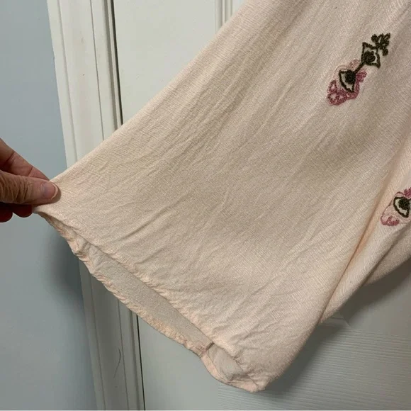 Embroidered Floral Blouse by Democracy 3XL - Picture 4 of 13